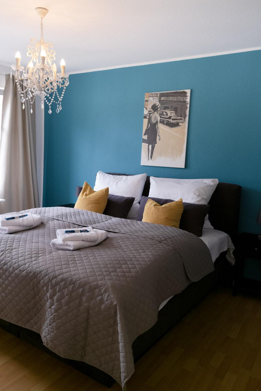 Bella Casa - Business&Family - 2 Zimmer Direkt Neben Schloss, Parkplatz, Smarttv, Netflix, Waschmaschine, 24H Checkin, 71Qm, Kingsizebett, Hotelbettwaesche Людвигсбург Экстерьер фото